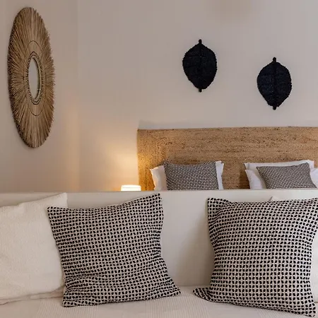 Noe Apartment
